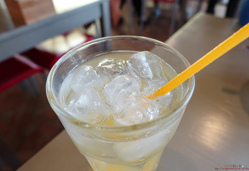 台中美食》LV5.5新世界樂園│用餐氣氛愉快的航海王主題餐廳