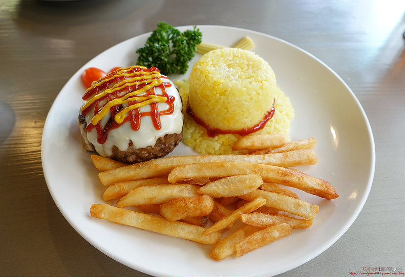 台中美食》LV5.5新世界樂園│用餐氣氛愉快的航海王主題餐廳