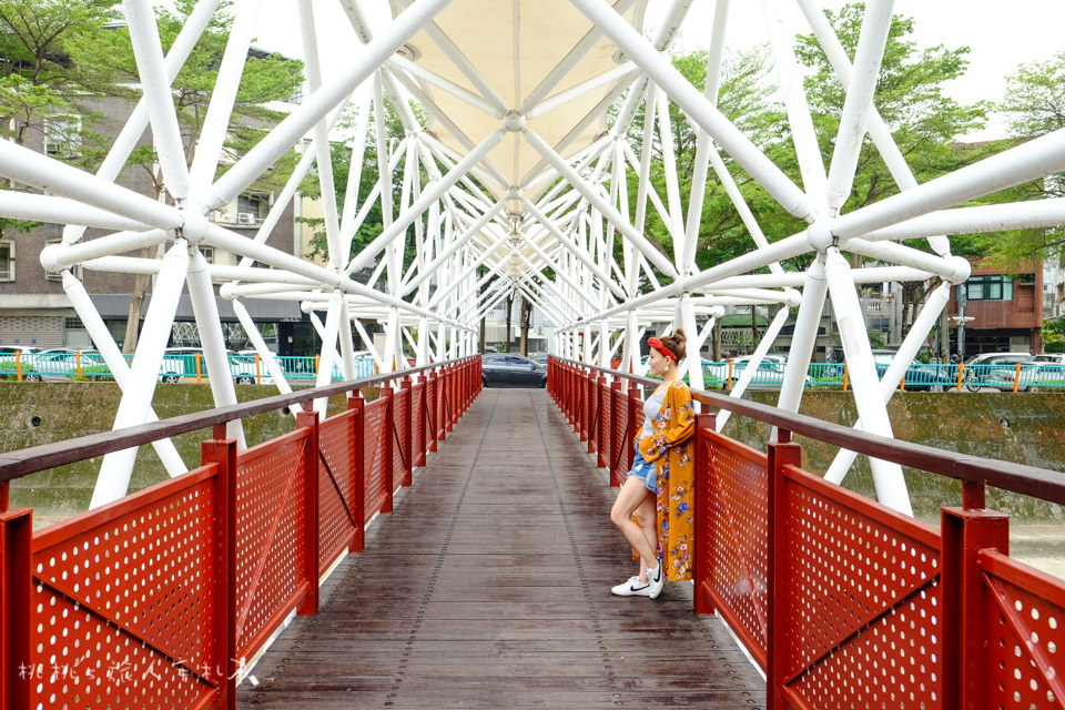 IG打卡景點》台中公益公園情人橋│不曾被注意過的市區隱藏景點