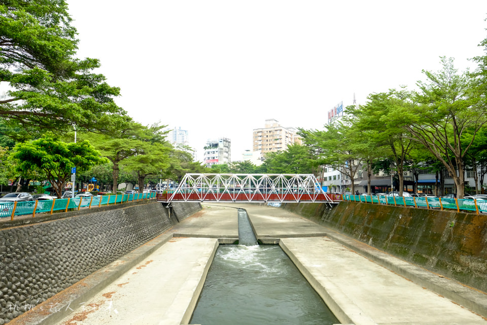 IG打卡景點》台中公益公園情人橋│不曾被注意過的市區隱藏景點