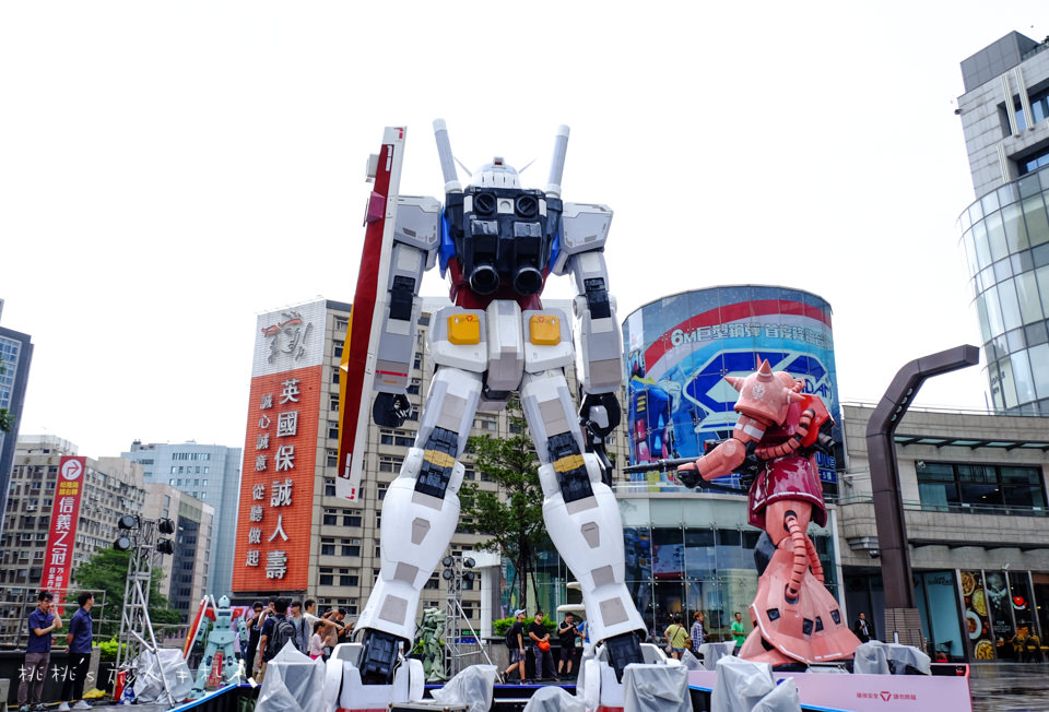 展覽》巨型鋼彈亞洲巡迴展GUNDAM docks at TAIWAN 就在統一時代百貨台北店