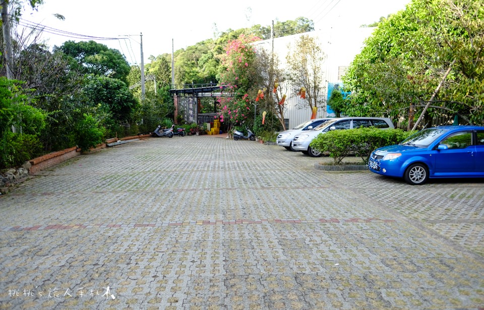 觀光工場推薦》新竹新埔金漢柿餅教育農園│曬柿餅季節又到了，快來吃柿子吧！