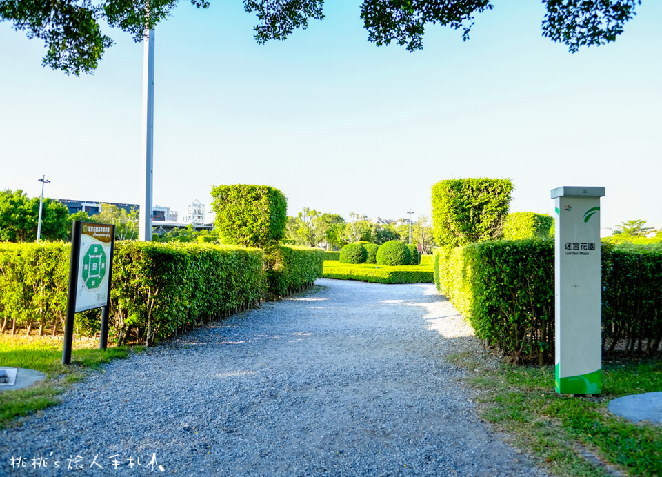 IG打卡景點》被遺忘的花博公園 園區祕境│迷宮花園.舞蝶館.玻璃金字塔.花之隧道 美麗再現!!!