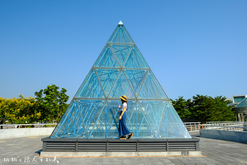 IG打卡景點》被遺忘的花博公園 園區祕境│迷宮花園.舞蝶館.玻璃金字塔.花之隧道 美麗再現!!!