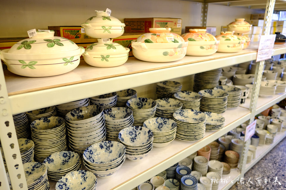 IG打卡景點》彰化僑俐瓷器│店門外居然有超美陶瓷牆面！大家搶著拍照！