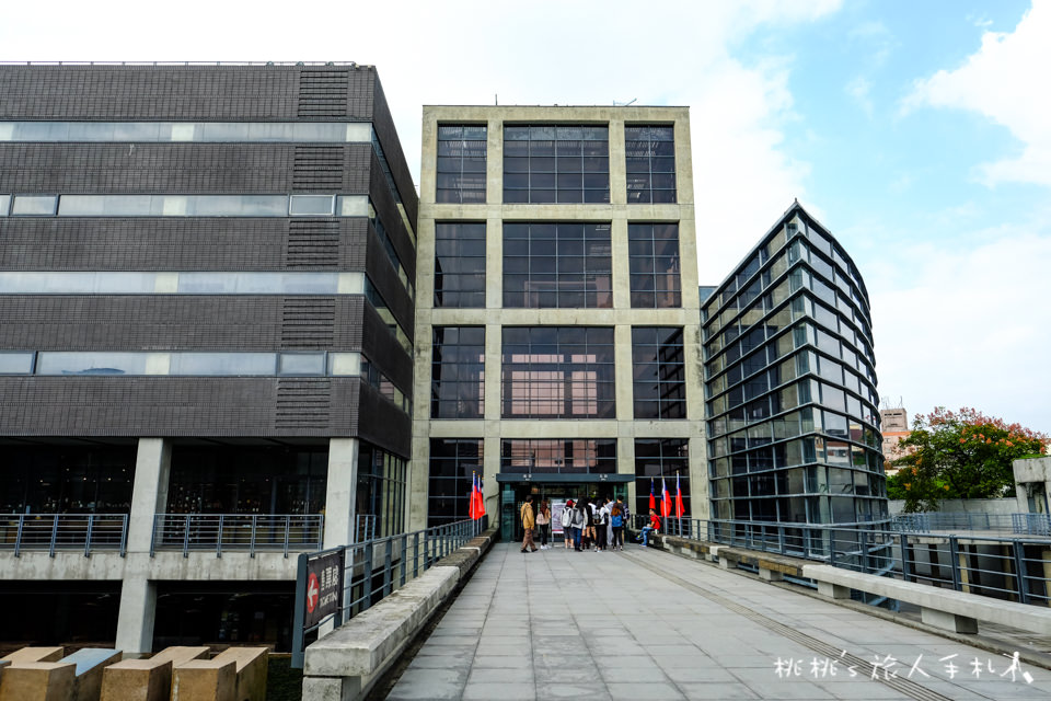 IG打卡景點》新北市立鶯歌陶瓷博物館│發現館內超美空間感隱藏景點(市民免門票)