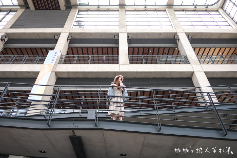 IG打卡景點》新北市立鶯歌陶瓷博物館│發現館內超美空間感隱藏景點(市民免門票)