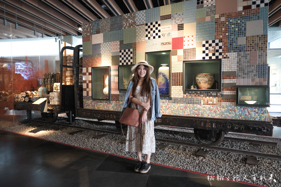 IG打卡景點》新北市立鶯歌陶瓷博物館│發現館內超美空間感隱藏景點(市民免門票)