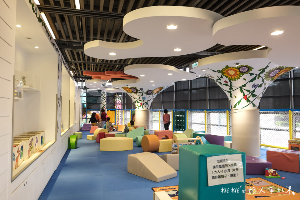 IG打卡景點》新北市立鶯歌陶瓷博物館│發現館內超美空間感隱藏景點(市民免門票)