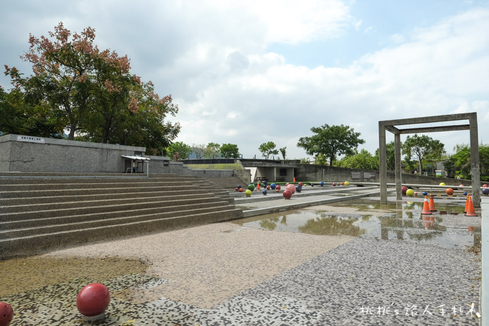 IG打卡景點》新北市立鶯歌陶瓷博物館│發現館內超美空間感隱藏景點(市民免門票)