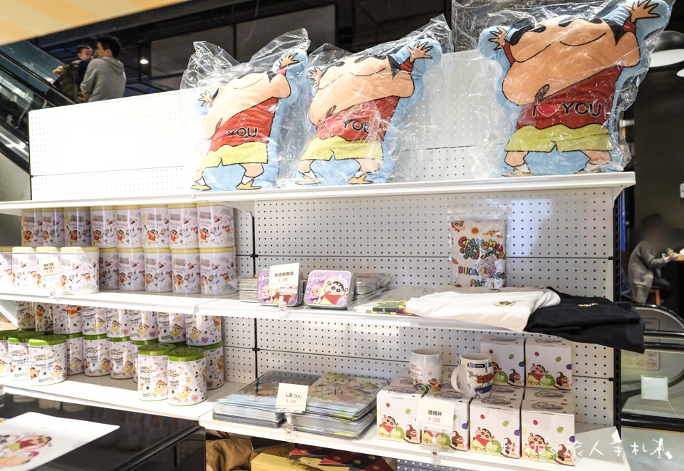 IG打卡景點》蠟筆小新期間限定主題餐廳│可愛的小新人形燒你捨得吃嗎?