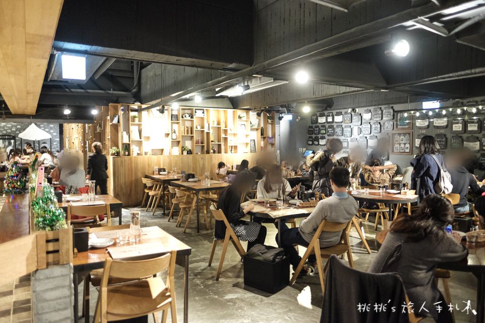台北美食》薄多義義式手工披薩 板橋誠品店│捷運府中站美食 板橋後站商圈