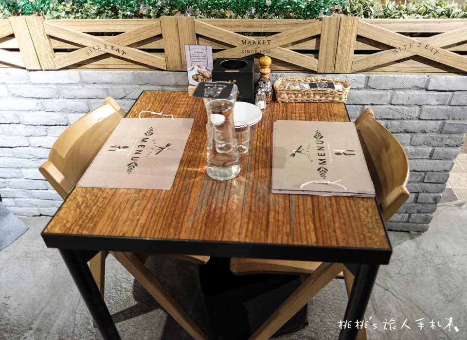 台北美食》薄多義義式手工披薩 板橋誠品店│捷運府中站美食 板橋後站商圈