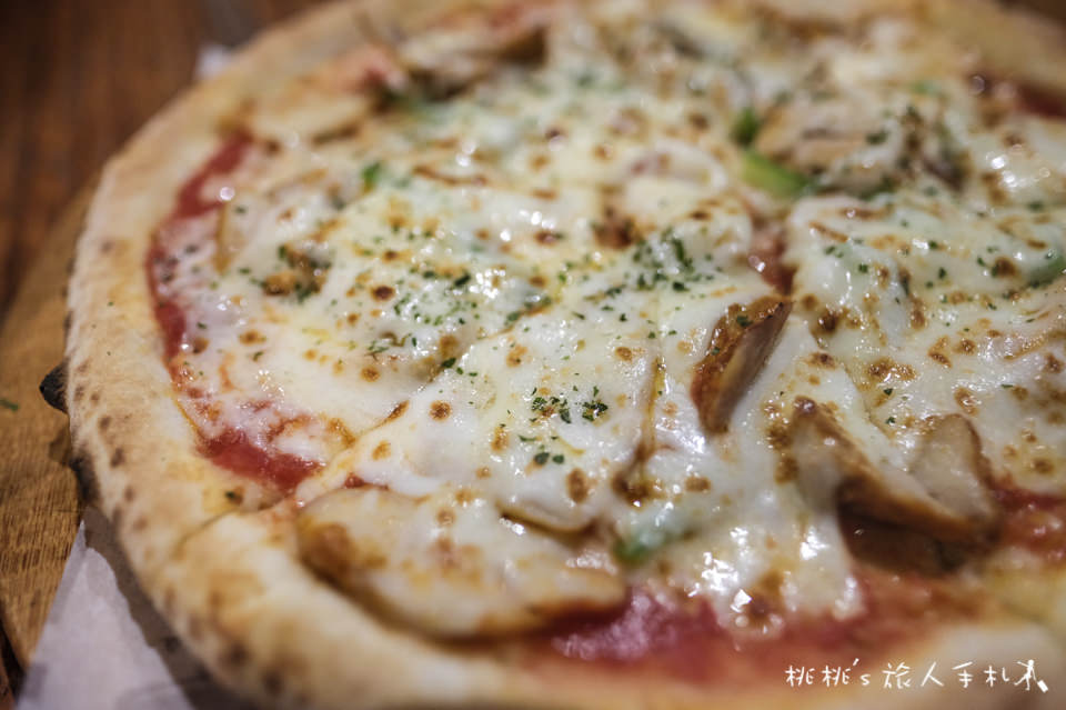 台北美食》薄多義義式手工披薩 板橋誠品店│捷運府中站美食 板橋後站商圈