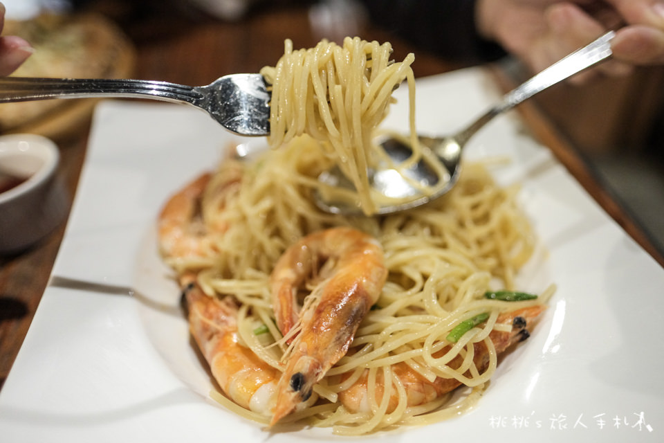 台北美食》薄多義義式手工披薩 板橋誠品店│捷運府中站美食 板橋後站商圈