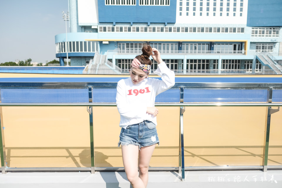 矮個子女孩穿搭》冬天就該這樣穿│棉質上衣、寬鬆帽T 妳們入手了嗎？
