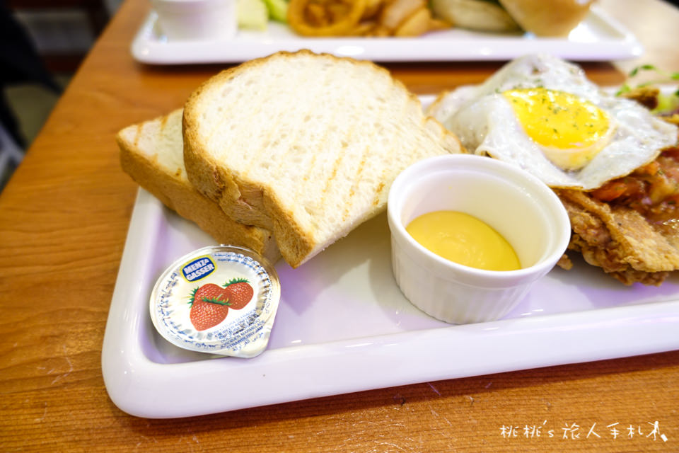 IG打卡美食》中和早午餐 貳Hood.cafe'│網美最愛乾燥花白磚牆
