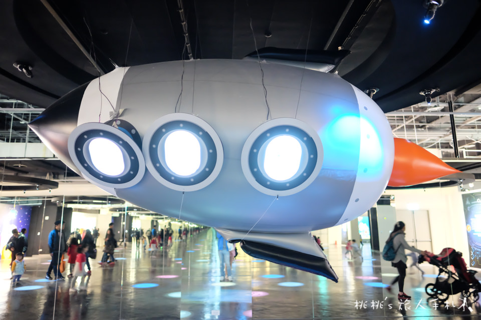 展覽》我是小小太空人 不可思議的星球互動特展│LINE貼圖明星大集結一起上太空！