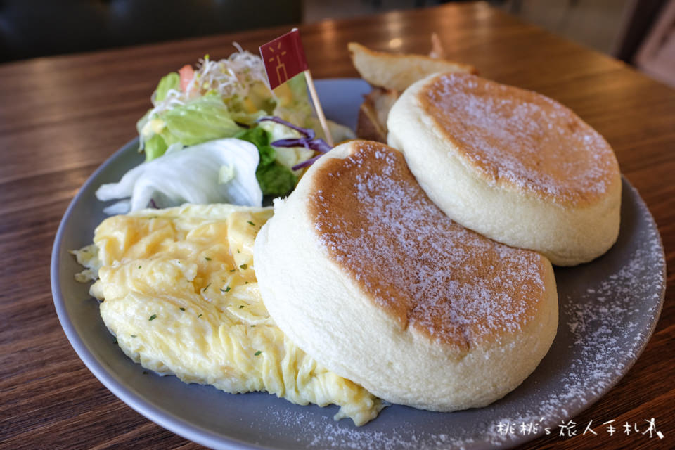 IG打卡餐廳》MATTER CAFE│板橋捷運新埔站 網美早午餐 乾燥花帷幕超美！