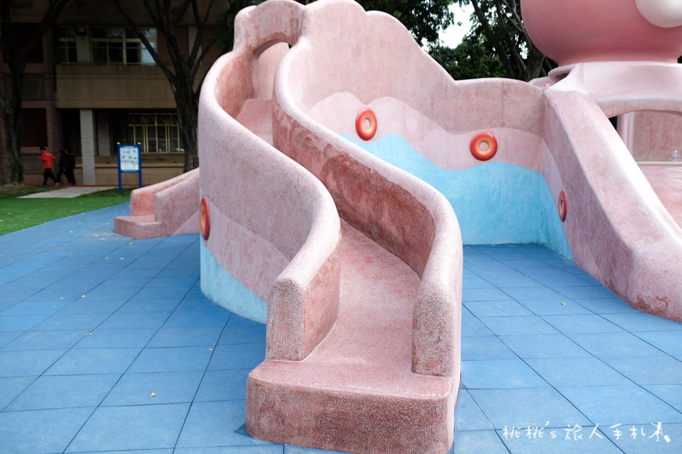 IG打卡景點》粉紅大章魚溜滑梯│大小朋友都愛的板橋溪北公園