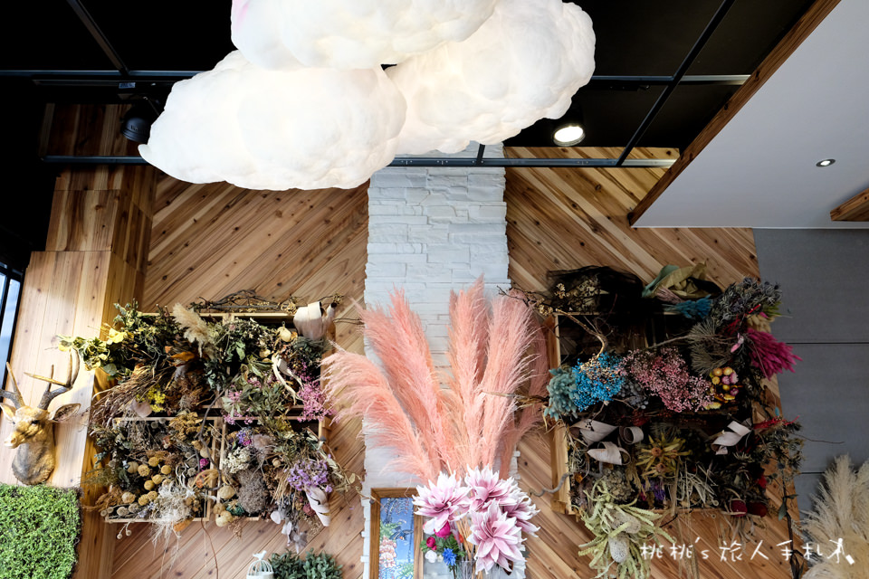 IG打卡餐廳》新竹花牆咖啡廳 荷芙亭│網美早午餐 下午茶 花漾登場！