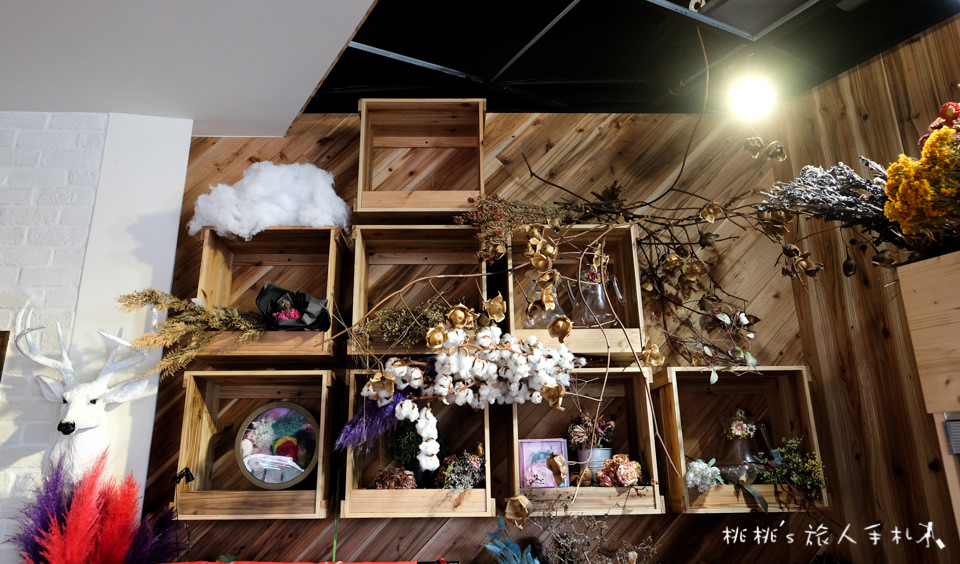 IG打卡餐廳》新竹花牆咖啡廳 荷芙亭│網美早午餐 下午茶 花漾登場！