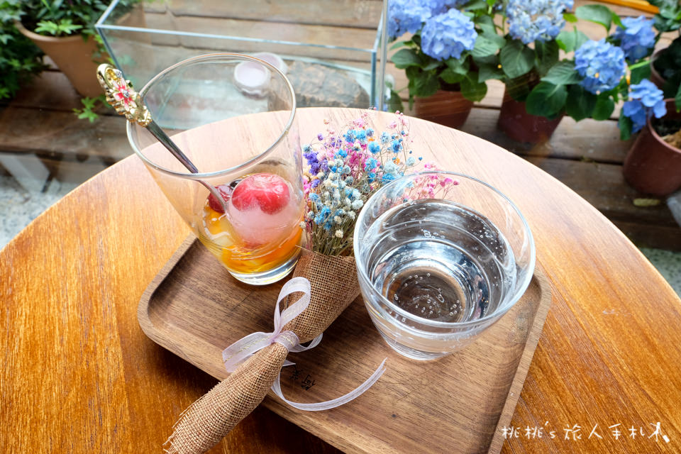 IG打卡餐廳》新竹花牆咖啡廳 荷芙亭│網美早午餐 下午茶 花漾登場！