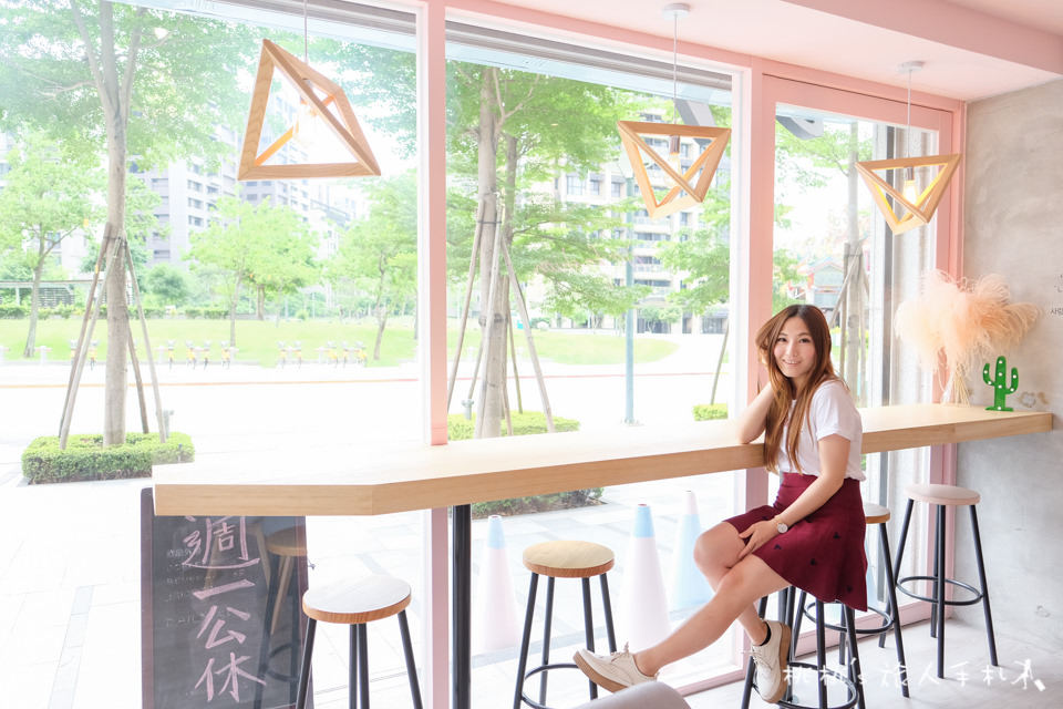 IG打卡餐廳》台北內湖 So fashion cafe│粉紅少女系網美咖啡廳！