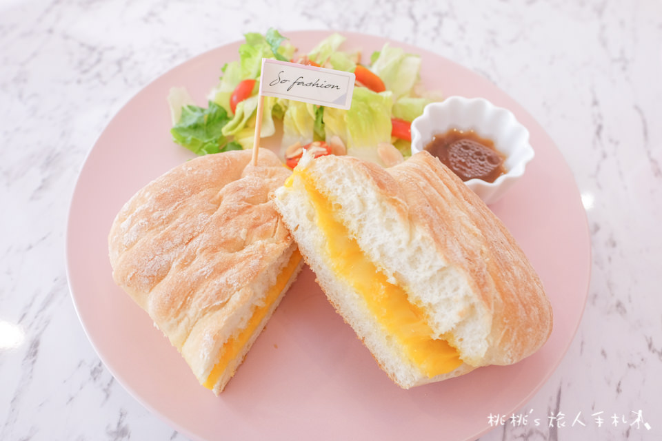 IG打卡餐廳》台北內湖 So fashion cafe│粉紅少女系網美咖啡廳！