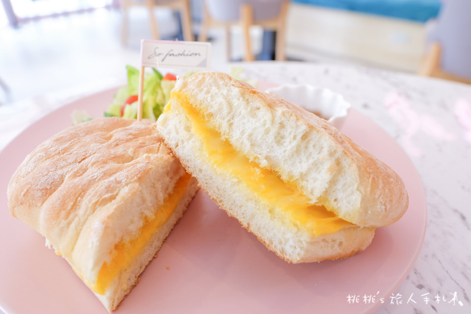 IG打卡餐廳》台北內湖 So fashion cafe│粉紅少女系網美咖啡廳！