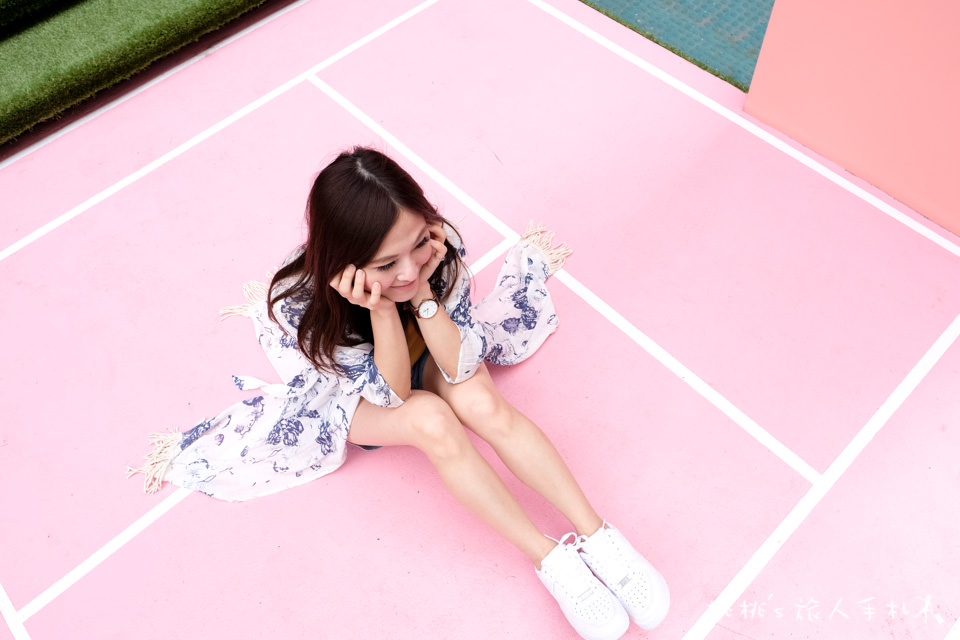 IG打卡餐廳》Dazzling Cafe 蜜糖吐司│網美概念店Badass Babes Club粉紅登場！