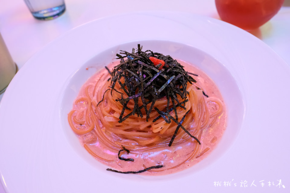 IG打卡餐廳》Dazzling Cafe 蜜糖吐司│網美概念店Badass Babes Club粉紅登場！