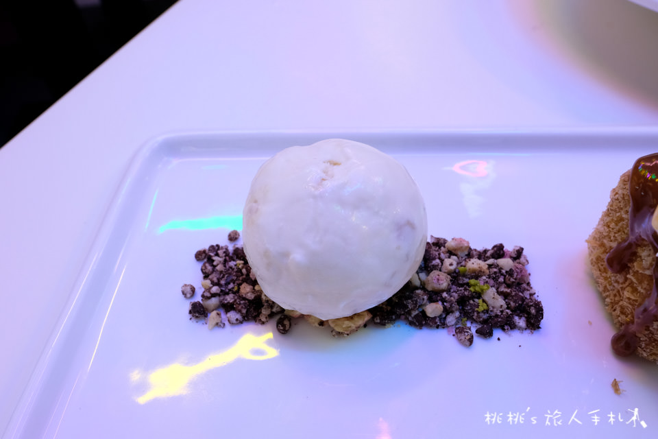 IG打卡餐廳》Dazzling Cafe 蜜糖吐司│網美概念店Badass Babes Club粉紅登場！