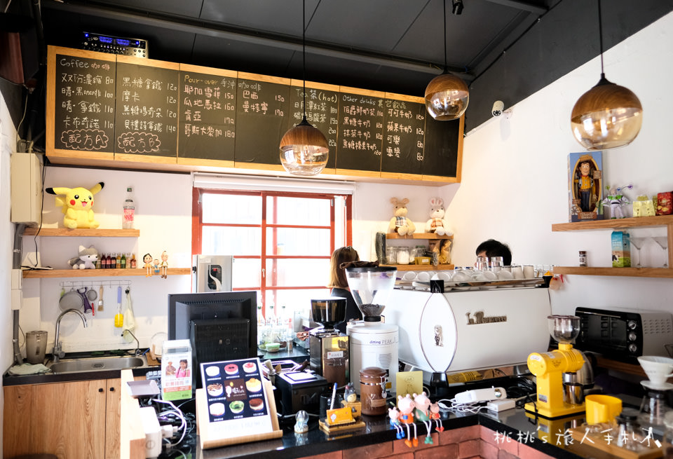 IG打卡餐廳》中壢 晴天咖啡sunny cafe│紅磚老屋咖啡廳彩繪注入新能量