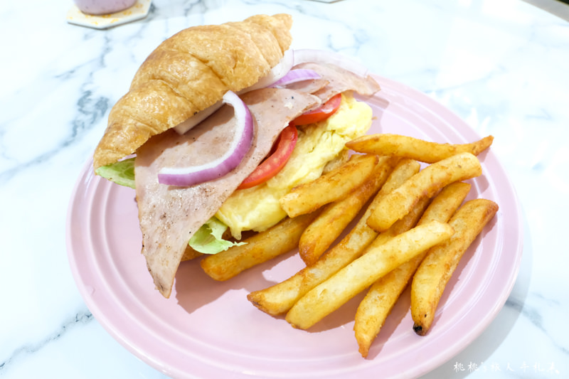 板橋早午餐》清澄Clearly 小清新美店│台北打卡餐廳推薦！