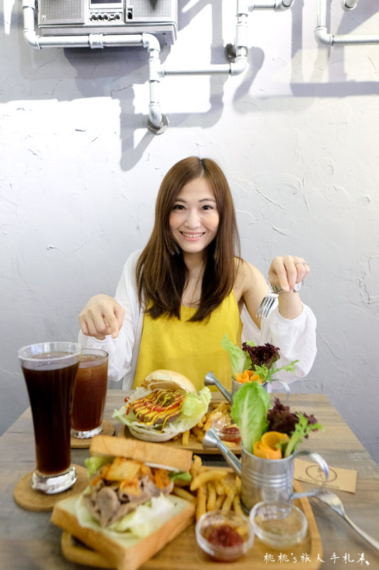 板橋早午餐》植人 Planter Brunch 工業風綠色叢林│台北打卡餐廳推薦！