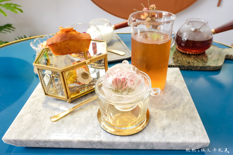 桃園打卡美食》中壢Glück咖啡廳│花漾奢華的夢幻下午茶