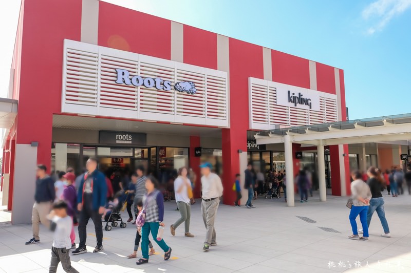 台中港三井outlet》海景摩天輪新地標│品牌.美食.交通停車.營業時間 情報