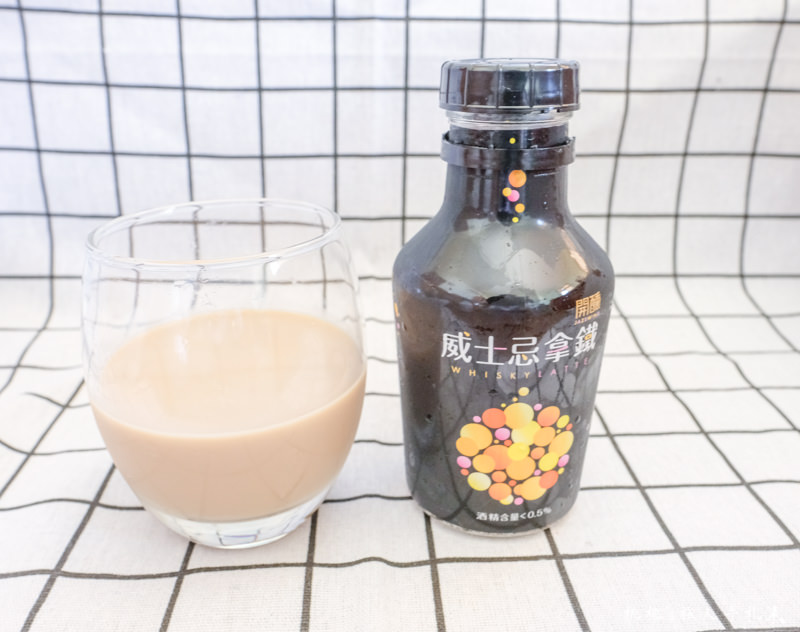 7-11》開醺酒香咖啡 威士忌拿鐵&清酒咖啡│超商新鮮貨開箱! 7-11》開醺酒香咖啡 威士忌拿鐵&清酒咖啡│超商新鮮貨開箱!