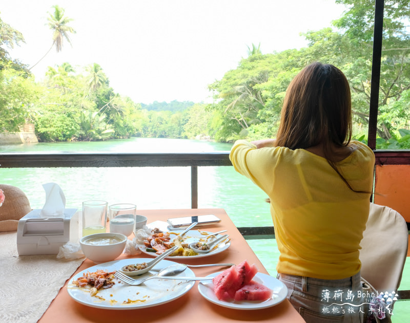 宿霧薄荷島》市區觀光行程推薦│巧克力山、眼鏡猴、漂流竹筏