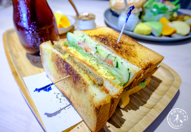 基隆美食》默默吃Mer Cafe早午餐│彩色小鎮美味亮點