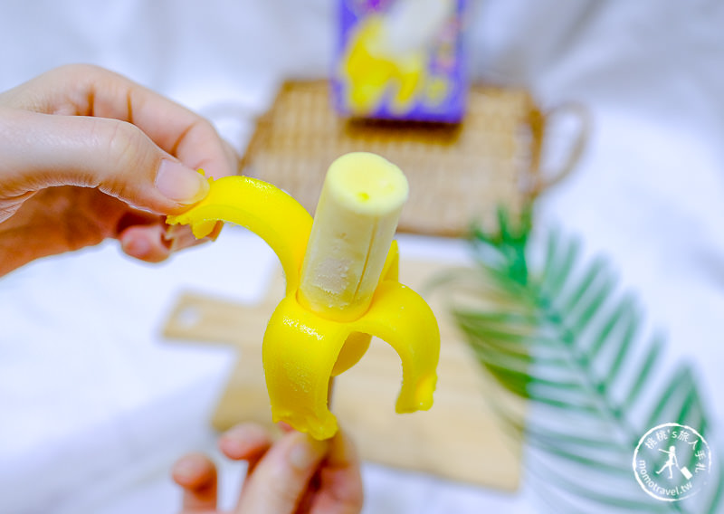 7-11》雀巢香蕉造型冰淇淋│邊剝邊吃好好玩