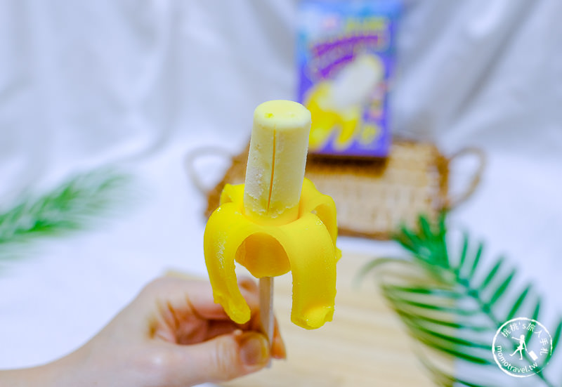 7-11》雀巢香蕉造型冰淇淋│邊剝邊吃好好玩
