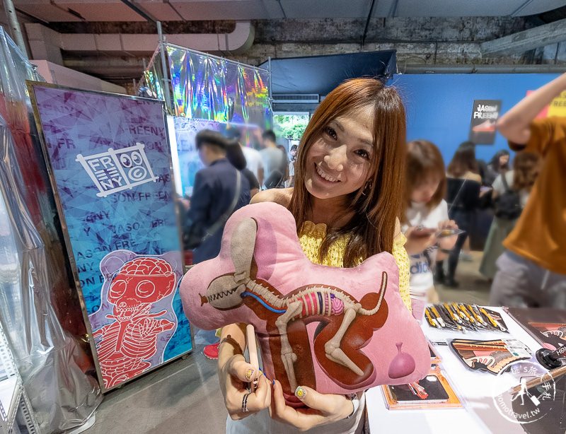 台北展覽》玩具解剖展│魯夫.ELMO.阿寶老皮.DC英雄全都被解剖了！JASON FREENY ASIA