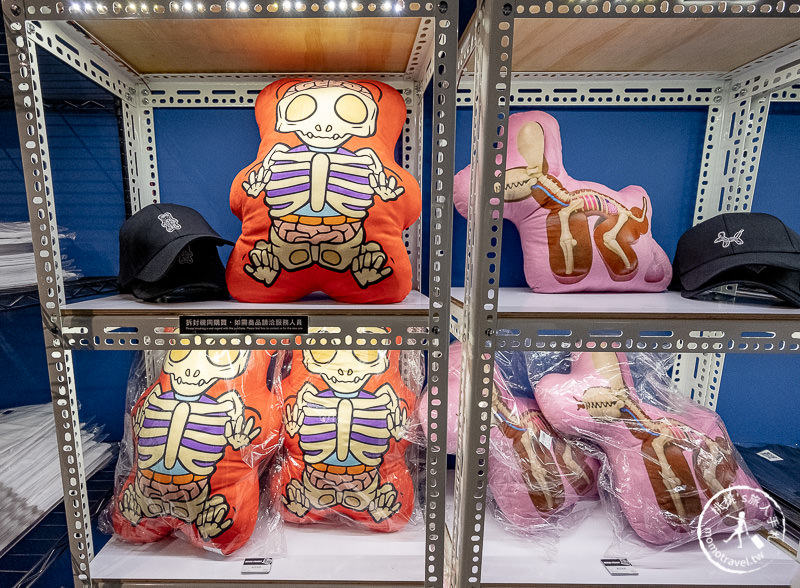 台北展覽》玩具解剖展│魯夫.ELMO.阿寶老皮.DC英雄全都被解剖了！JASON FREENY ASIA