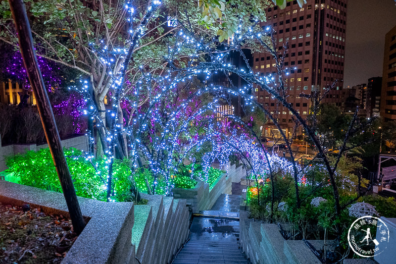 2019聖誕節》統一時代百貨台北店│拉斯維加斯不夜城 愛Sharing聖誕遊樂園
