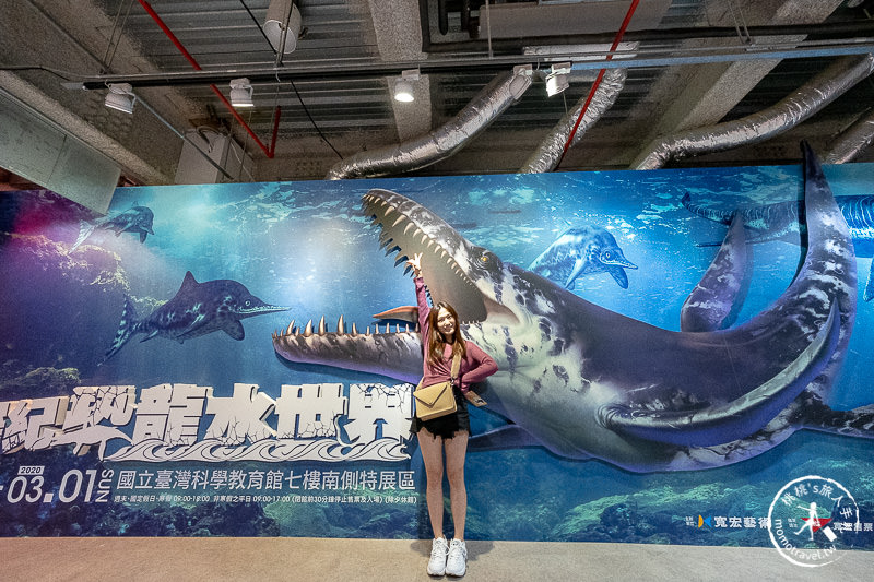 台北展覽》侏羅紀X恐龍水世界│搭獨木舟探險恐龍水陸世界
