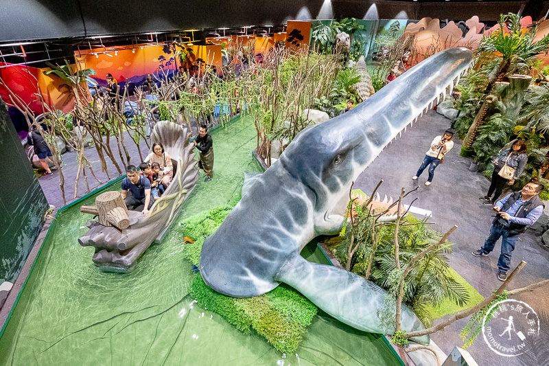台北展覽》侏羅紀X恐龍水世界│搭獨木舟探險恐龍水陸世界