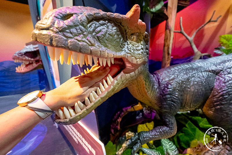 台北展覽》侏羅紀X恐龍水世界│搭獨木舟探險恐龍水陸世界