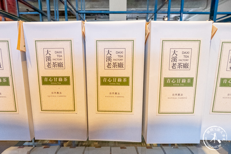 桃園景點》大溪老茶廠│守候老窗邊的光與影